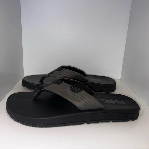 Flojos Mens size 8 US memory foam thong, Sandal Black Grey - Picture 2 of 7